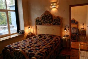 4 person family suite